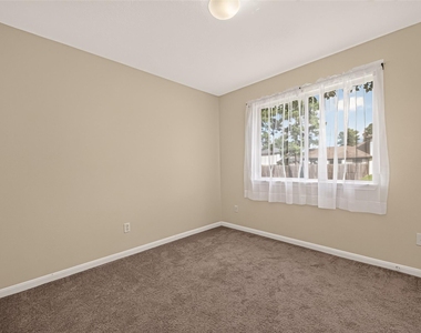 16790 N Bob White Drive - Photo Thumbnail 16