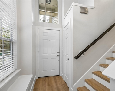 90 N Walden Elms Circle - Photo Thumbnail 1