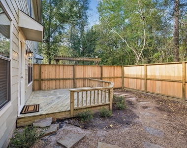 90 N Walden Elms Circle - Photo Thumbnail 22