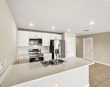 10545 Crossback Lane - Photo Thumbnail 35