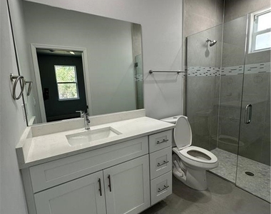 1854 Montana Street - Photo Thumbnail 4
