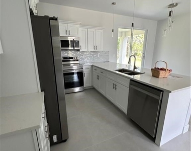 1854 Montana Street - Photo Thumbnail 6