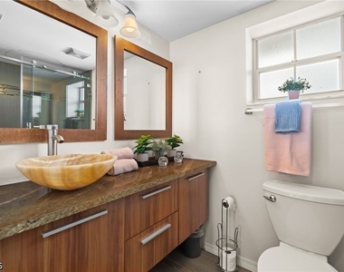 481 Quail Forest Boulevard - Photo Thumbnail 21