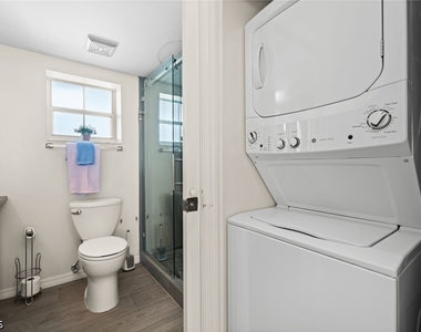 481 Quail Forest Boulevard - Photo Thumbnail 23