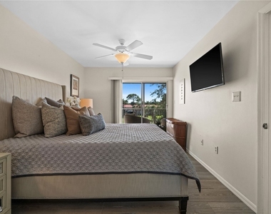 481 Quail Forest Boulevard - Photo Thumbnail 12