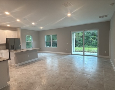 279 Woodburn Drive - Photo Thumbnail 3