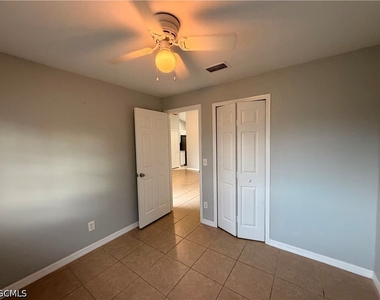 2451 Daniel Avenue N - Photo Thumbnail 3