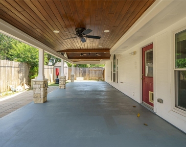 9927 Autumn Way Drive - Photo Thumbnail 20