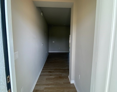 1627 Nw 9th Street - Photo Thumbnail 19