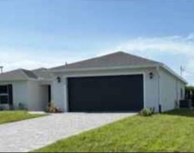 1410 Nw 19th Terrace - Photo Thumbnail 1