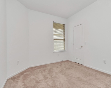 14455 Cedar Ledge Lane - Photo Thumbnail 15