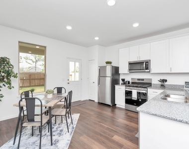 14455 Cedar Ledge Lane - Photo Thumbnail 2