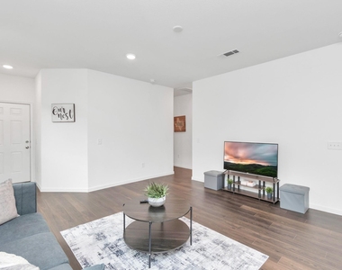 14455 Cedar Ledge Lane - Photo Thumbnail 10