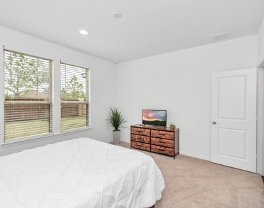 14455 Cedar Ledge Lane - Photo Thumbnail 6