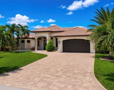 5306 Sw 27th Place - Photo Thumbnail 23