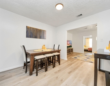 2902 Truxillo Street - Photo Thumbnail 10
