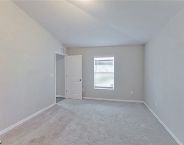 18312 Gibraltar Lane - Photo Thumbnail 13