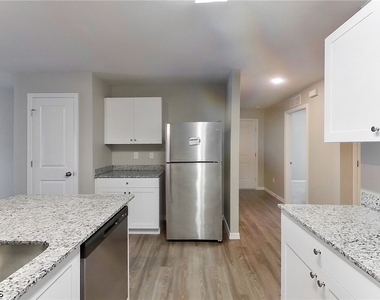 18312 Gibraltar Lane - Photo Thumbnail 7