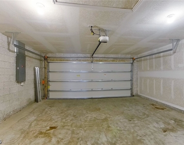 18312 Gibraltar Lane - Photo Thumbnail 15