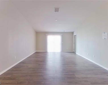 18312 Gibraltar Lane - Photo Thumbnail 8