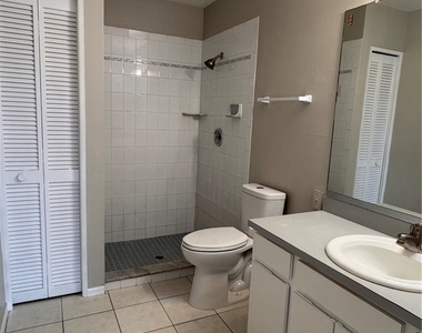 112 Se 12th Street - Photo Thumbnail 9