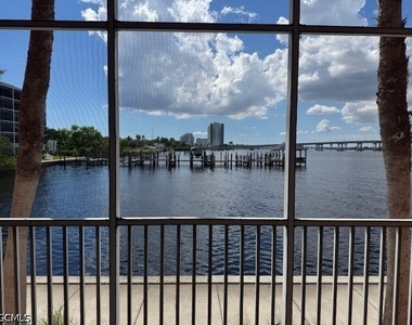 2743 1st Street - Photo Thumbnail 11