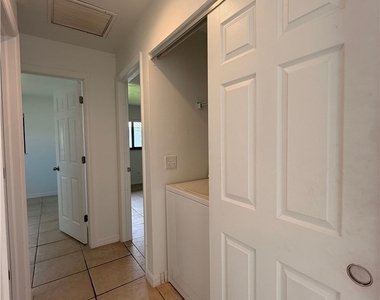 11464 Char Ann Drive - Photo Thumbnail 3