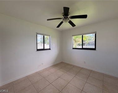 11464 Char Ann Drive - Photo Thumbnail 7