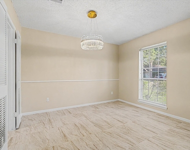 20203 Fox Stone Lane - Photo Thumbnail 7