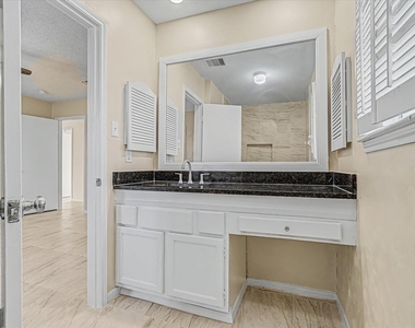 20203 Fox Stone Lane - Photo Thumbnail 21