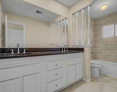20203 Fox Stone Lane - Photo Thumbnail 16