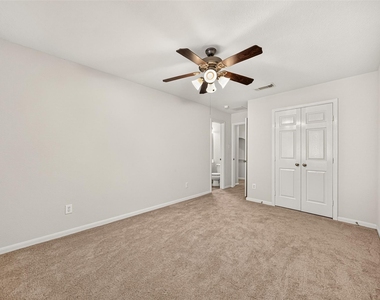 5119 Camarosa Drive - Photo Thumbnail 20