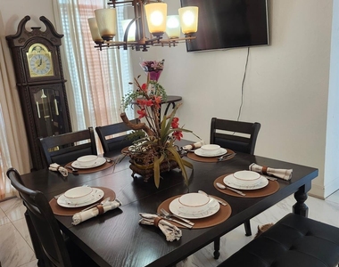 6015 Ladonia Street - Photo Thumbnail 5
