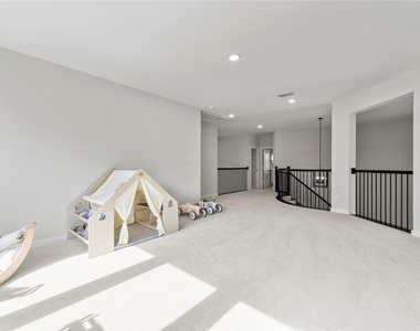 4439 Southpoint Way - Photo Thumbnail 32