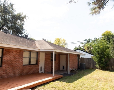 4114 Lemac Drive - Photo Thumbnail 31