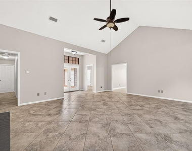 34 Green Slope Place - Photo Thumbnail 7