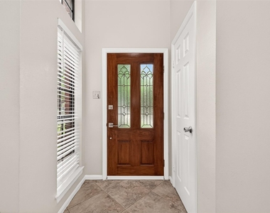 34 Green Slope Place - Photo Thumbnail 5
