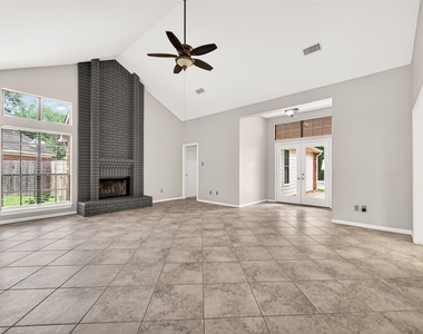 34 Green Slope Place - Photo Thumbnail 6