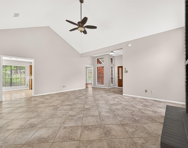 34 Green Slope Place - Photo Thumbnail 8