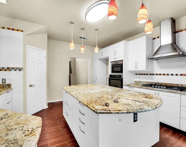 2754 Red Oak Drive - Photo Thumbnail 16