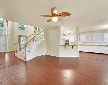 2754 Red Oak Drive - Photo Thumbnail 10