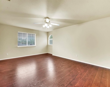 2754 Red Oak Drive - Photo Thumbnail 34