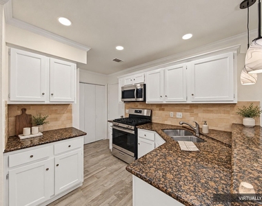 2711 Grants Lake Boulevard - Photo Thumbnail 11