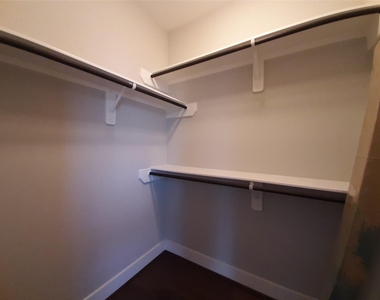 1716 Ridgewood Street - Photo Thumbnail 19