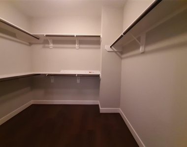 1716 Ridgewood Street - Photo Thumbnail 22