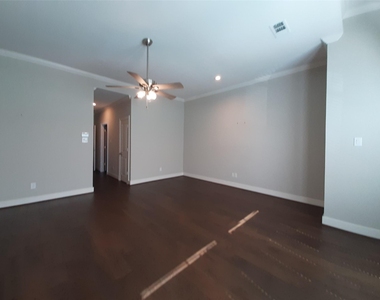 1716 Ridgewood Street - Photo Thumbnail 26