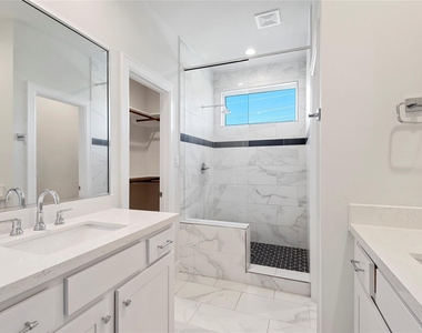 3004 Charline Avenue - Photo Thumbnail 2