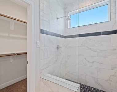 3004 Charline Avenue - Photo Thumbnail 20