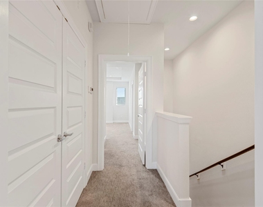 3004 Charline Avenue - Photo Thumbnail 1