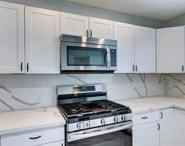 5103 Temple Bell Drive - Photo Thumbnail 8
